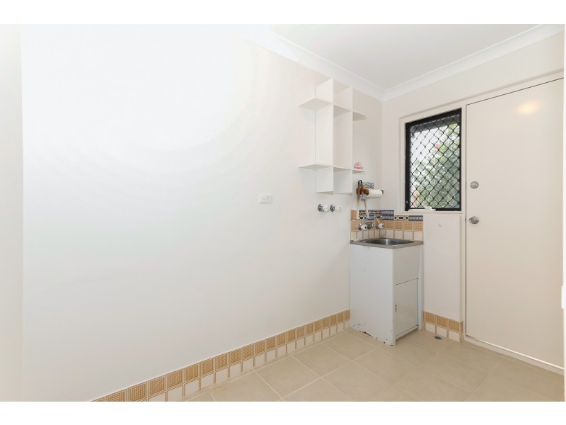 736b Beach Road, Hamersley WA 6022