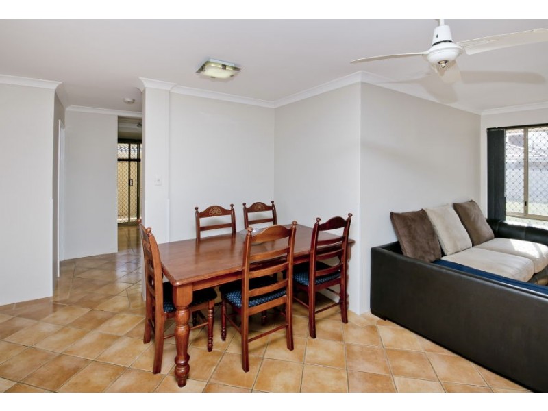 28 PALOMA LOOP, Marangaroo WA 6064