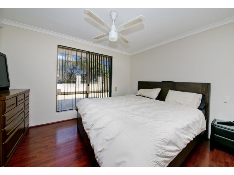 28 PALOMA LOOP, Marangaroo WA 6064