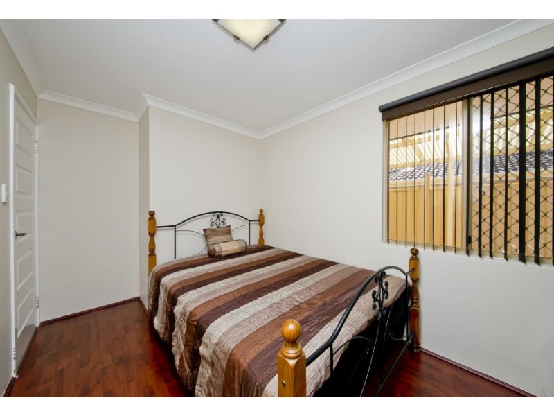 28 PALOMA LOOP, Marangaroo WA 6064