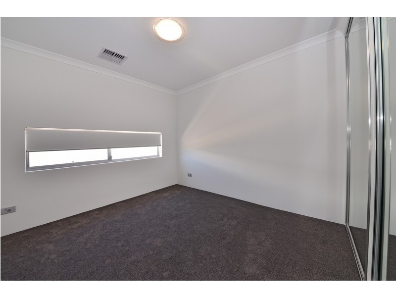 3 Cocoa Pass, Iluka WA 6028