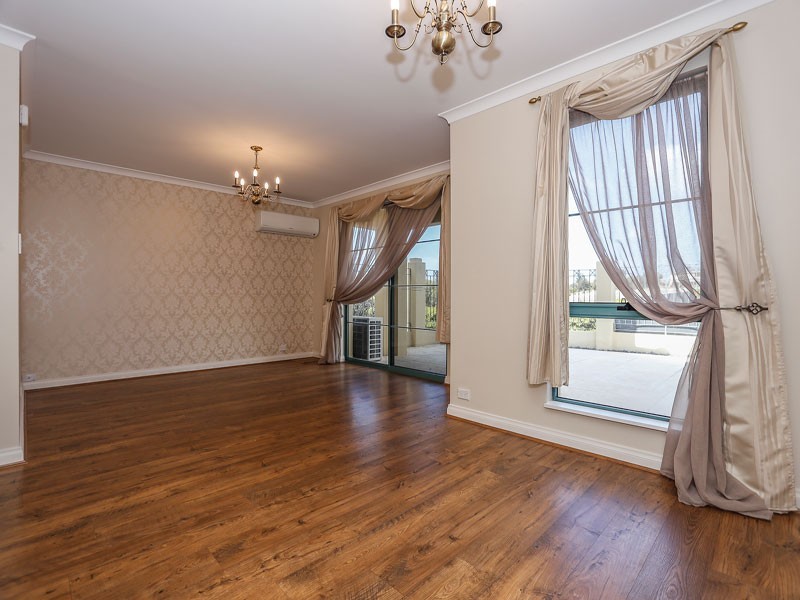 12/20 Long Island Pass, Connolly WA 6027