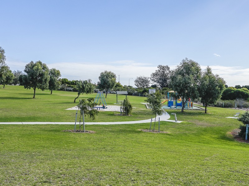 6B Elk Court, Connolly WA 6027