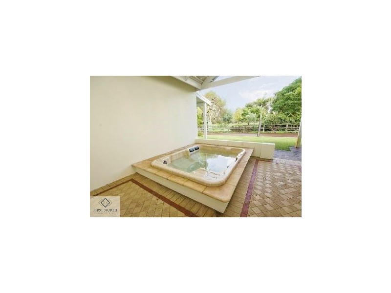 19 Park Street, Henley Brook WA 6055