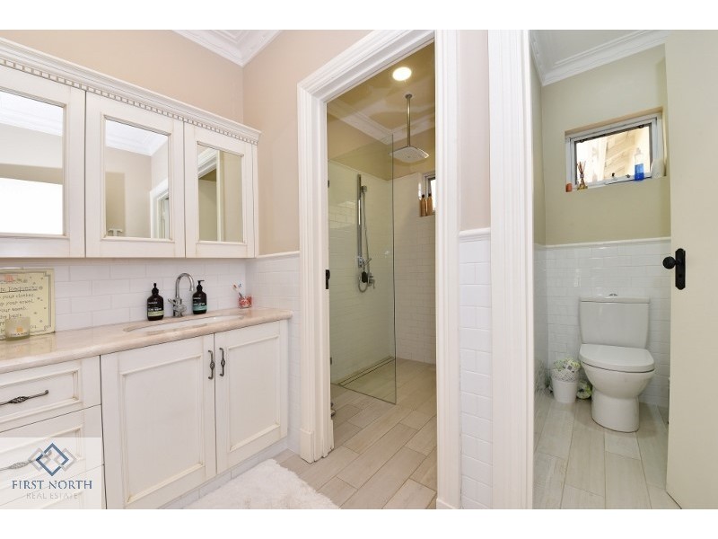 19 Park Street, Henley Brook WA 6055