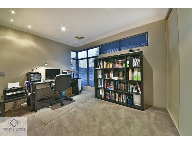 88 Clarkson Avenue, Tapping WA 6065