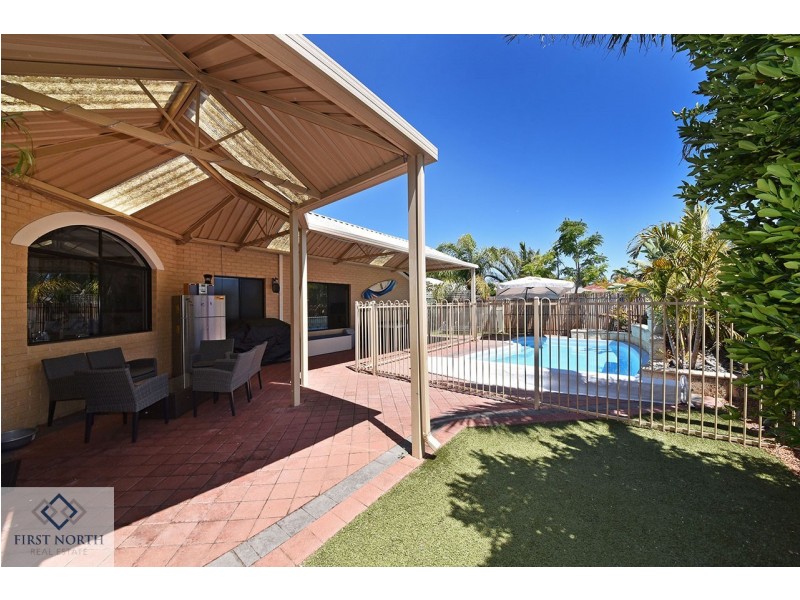 52 Golf Links Drive, Carramar WA 6031