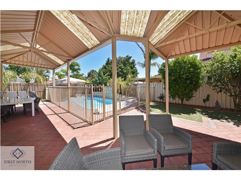 52 Golf Links Drive, Carramar WA 6031