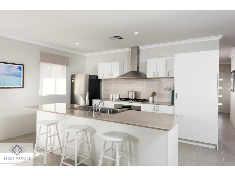 12 Radiant Glade, Eglinton WA 6034