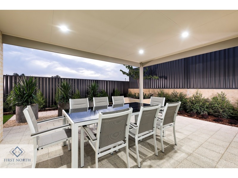 12 Radiant Glade, Eglinton WA 6034