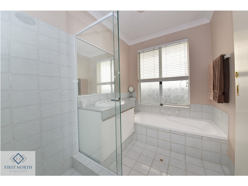 52 La Grange Loop, Currambine WA 6028