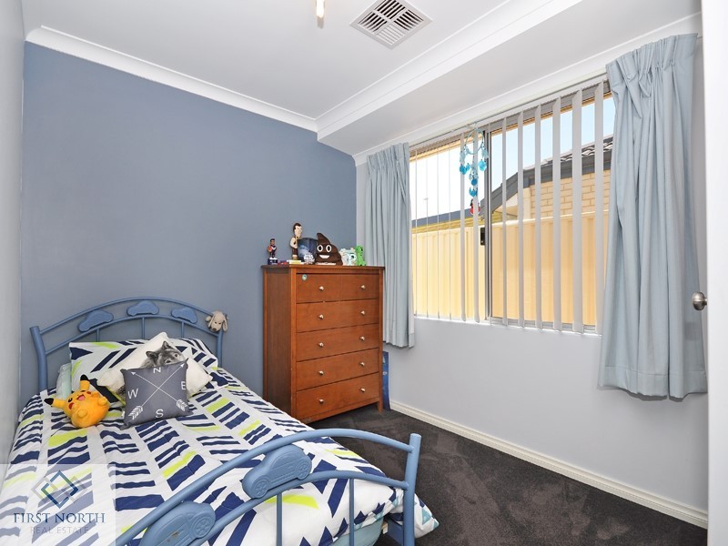 15 Crown Point Crescent, Butler WA 6036