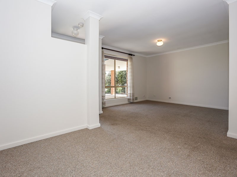 17 Highcliffe Rise, Currambine WA 6028