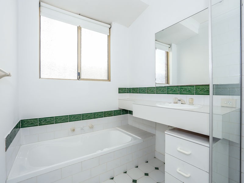 17 Highcliffe Rise, Currambine WA 6028