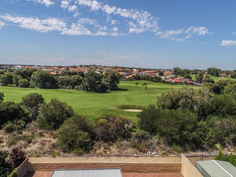 17 Highcliffe Rise, Currambine WA 6028