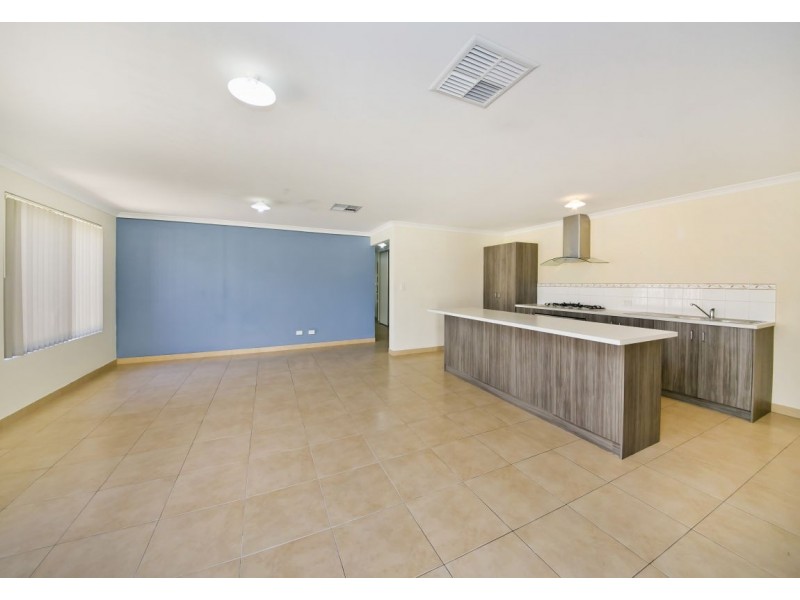 30 Arthur Road, Wattle Grove WA 6107