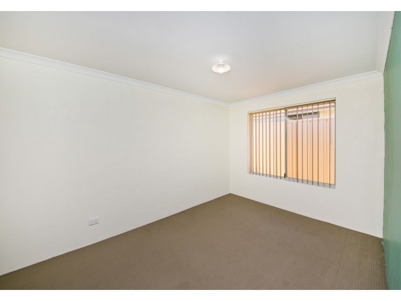 30 Arthur Road, Wattle Grove WA 6107