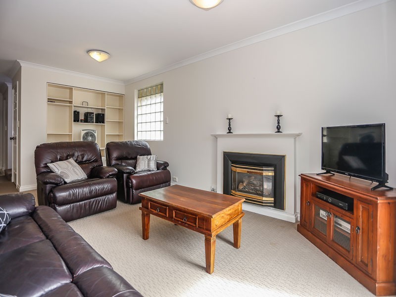 54 Long Island Pass, Connolly WA 6027