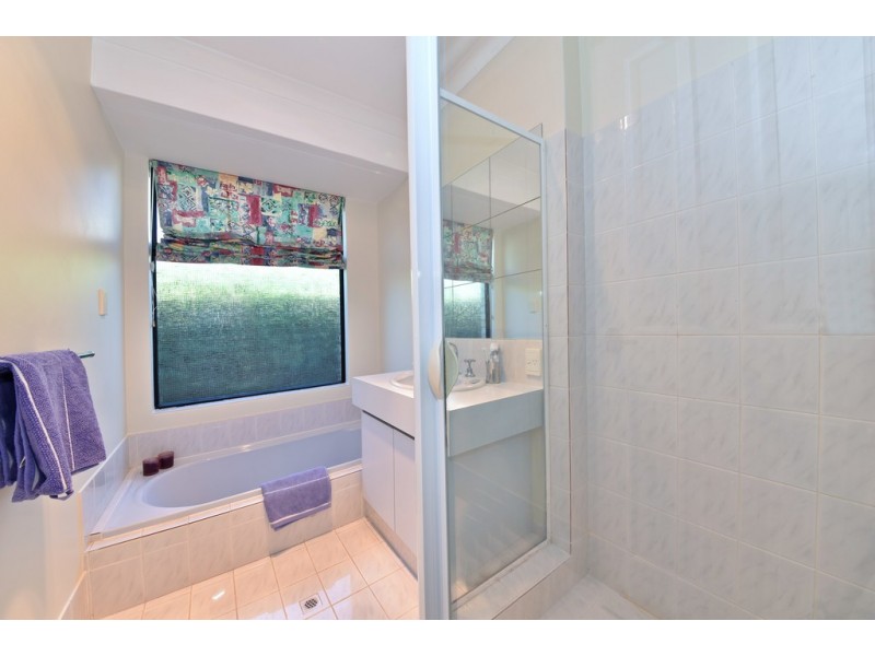 31 Iandra Loop, Carramar WA 6031