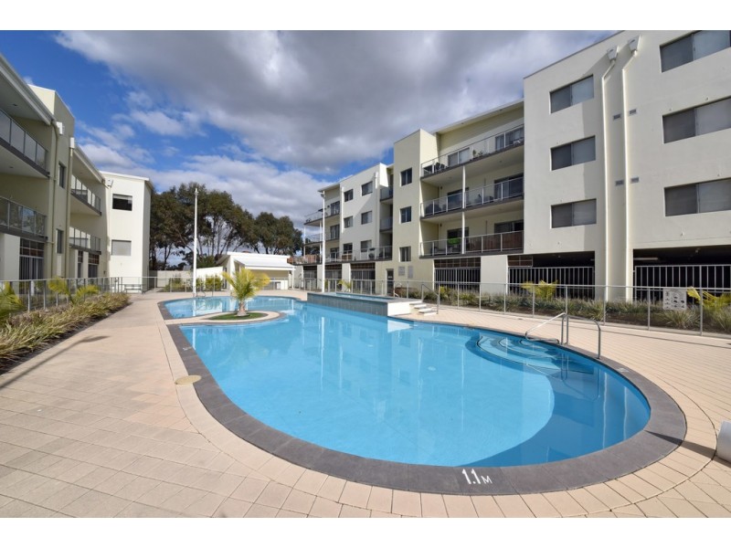 15/88 Lakeside Drive, Joondalup WA 6027