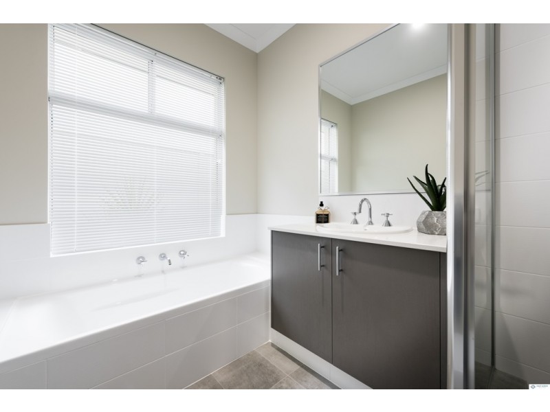 34 Painted Parkway, Alkimos WA 6038