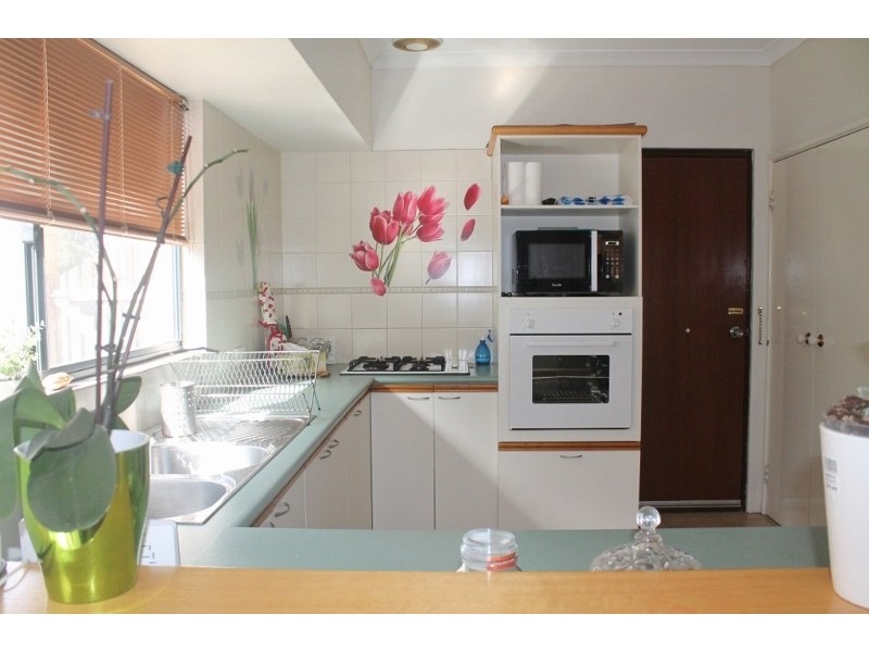 413 Kingsway, Landsdale WA 6065