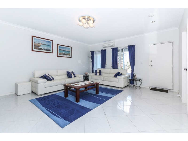 11 Brunswick Circuit, Banksia Grove WA 6031