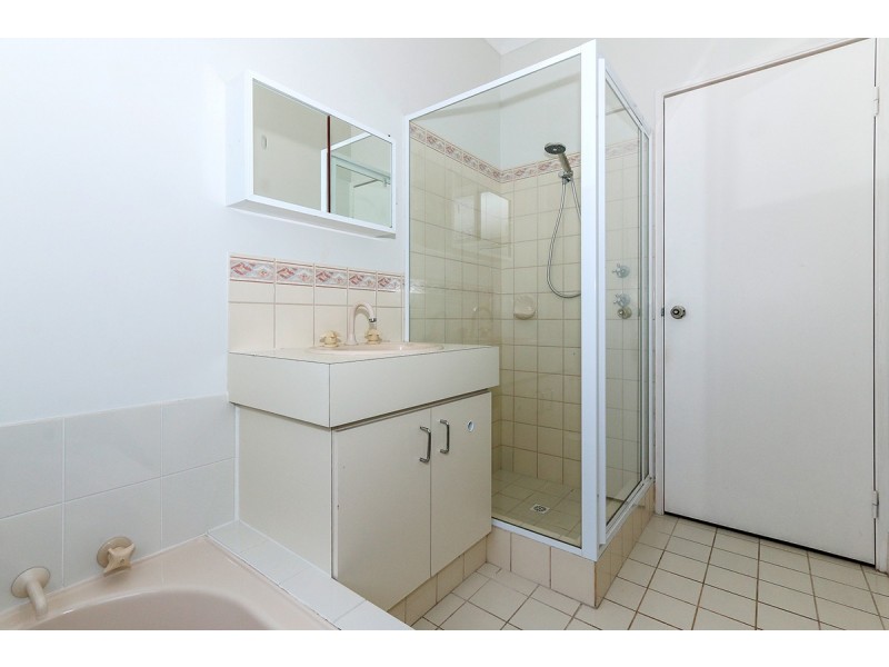 11 Brunswick Circuit, Banksia Grove WA 6031