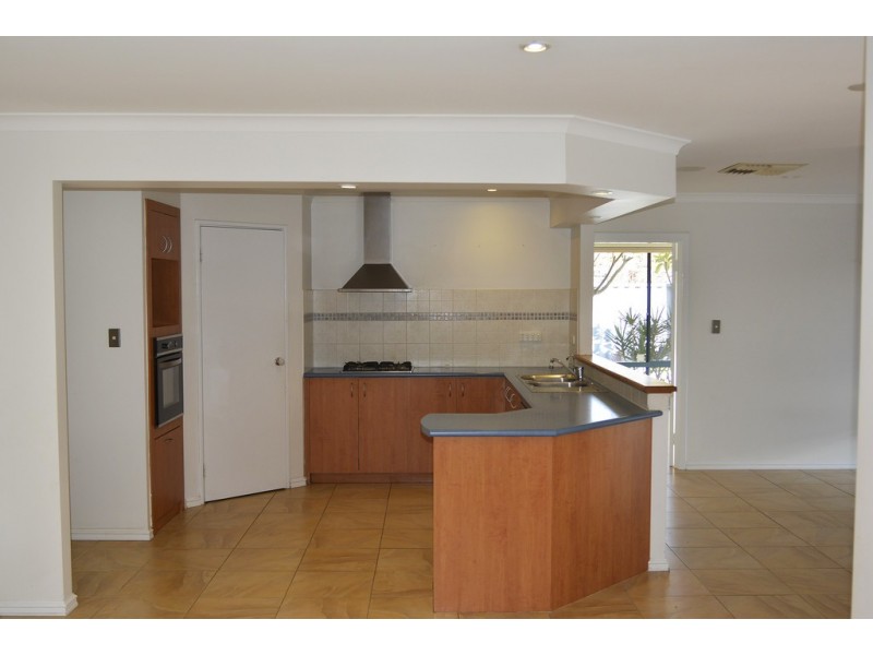 56 Woodbine Loop, Tapping WA 6065