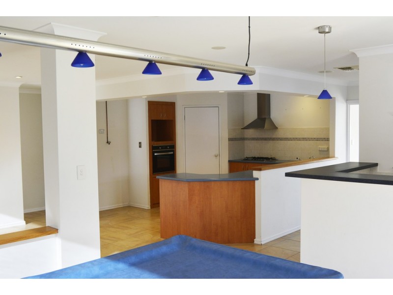 56 Woodbine Loop, Tapping WA 6065