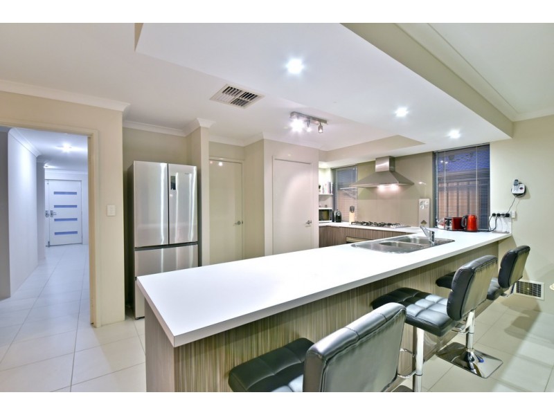 19 Goshawk Street, Tapping WA 6065