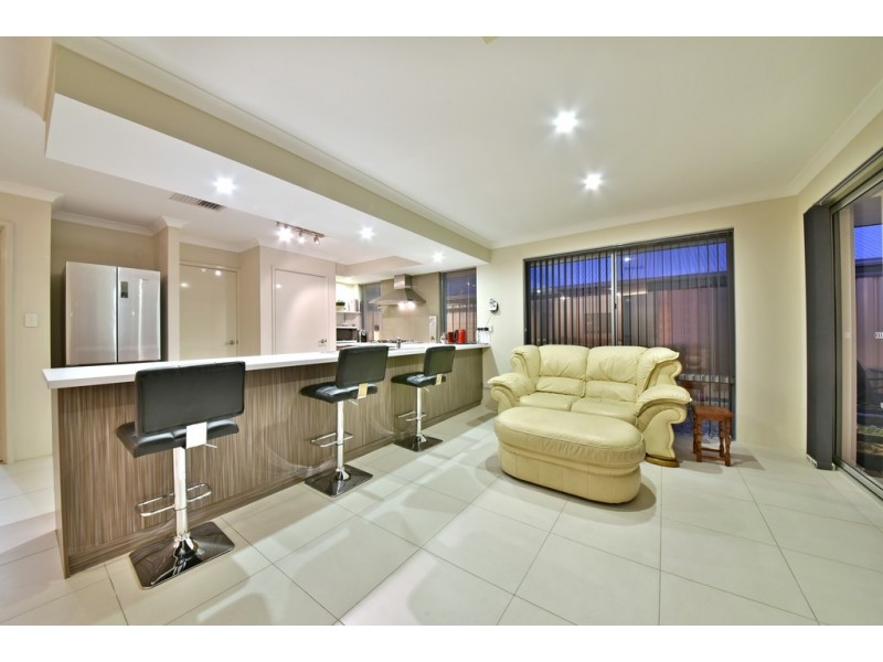 19 Goshawk Street, Tapping WA 6065