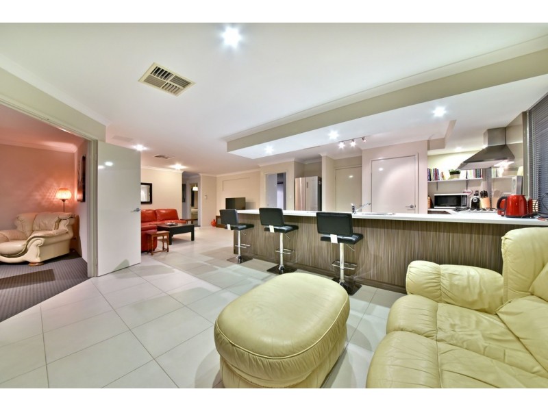 19 Goshawk Street, Tapping WA 6065