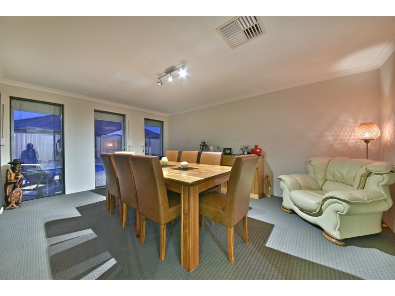 19 Goshawk Street, Tapping WA 6065