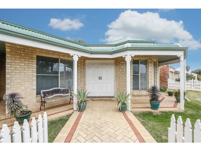 40 Abbeville  Circle, Mindarie WA 6030