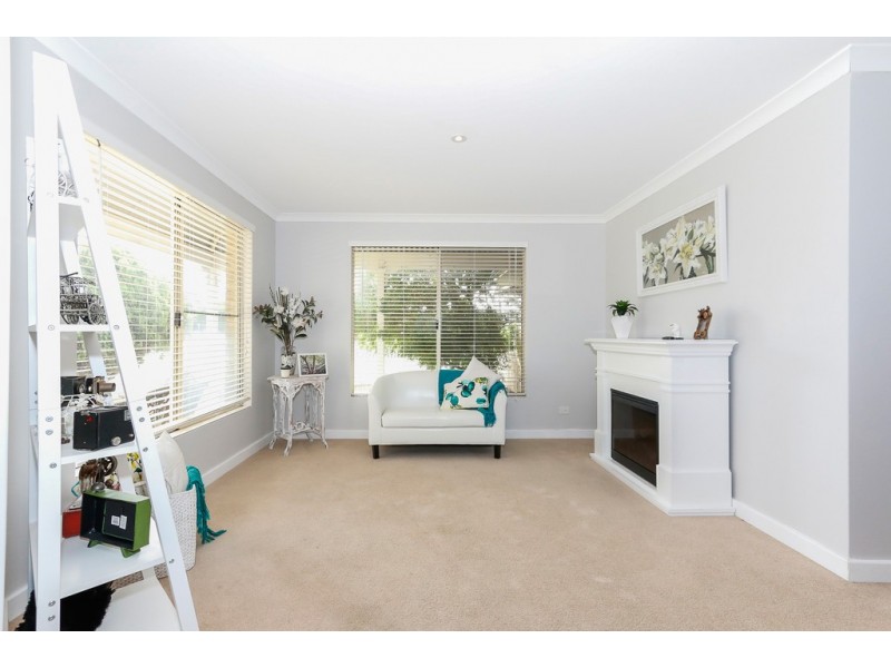 40 Abbeville  Circle, Mindarie WA 6030