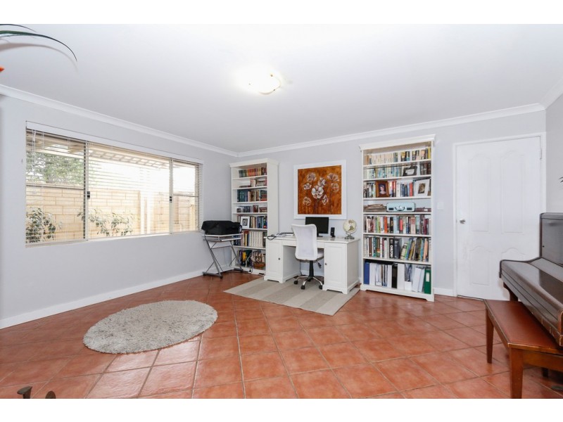 40 Abbeville  Circle, Mindarie WA 6030