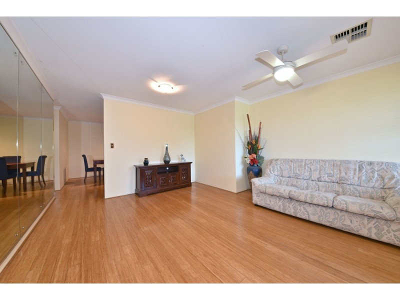 18 Sandilands Circle, Tapping WA 6065