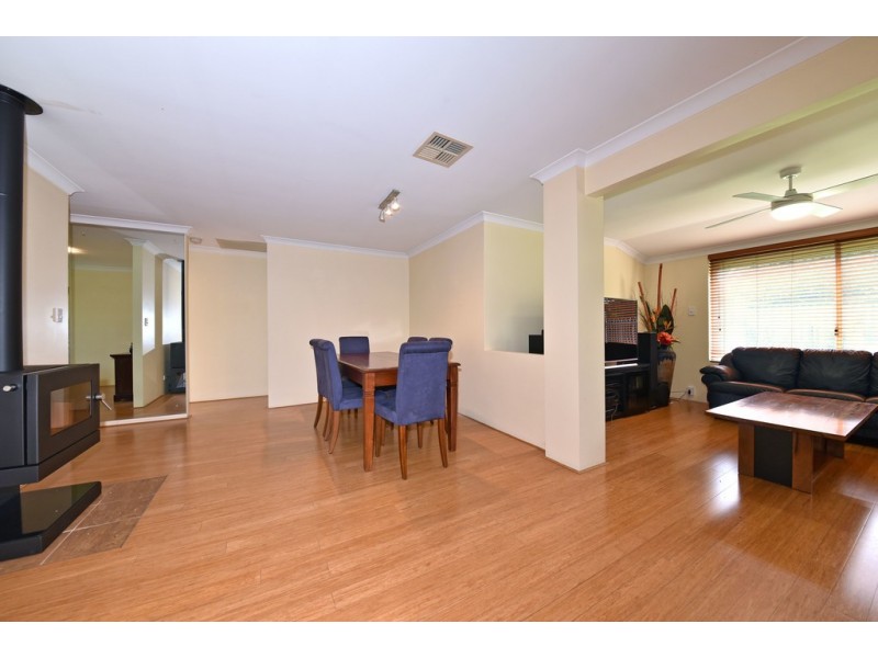 18 Sandilands Circle, Tapping WA 6065