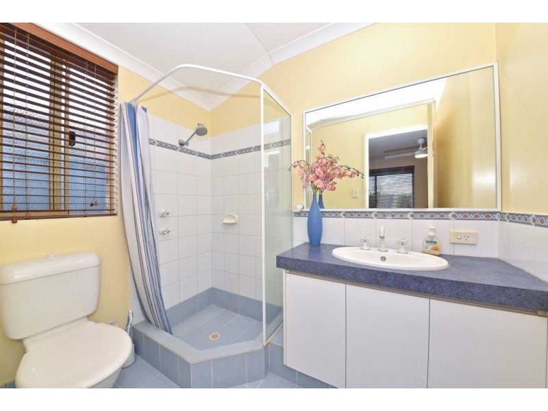 18 Sandilands Circle, Tapping WA 6065