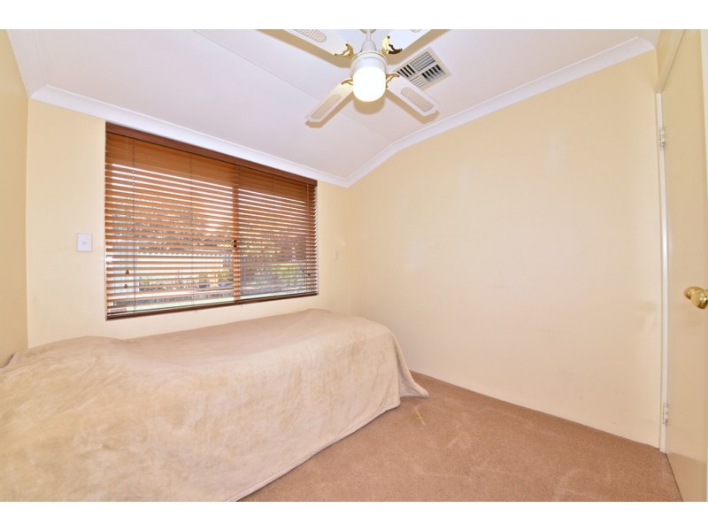 18 Sandilands Circle, Tapping WA 6065