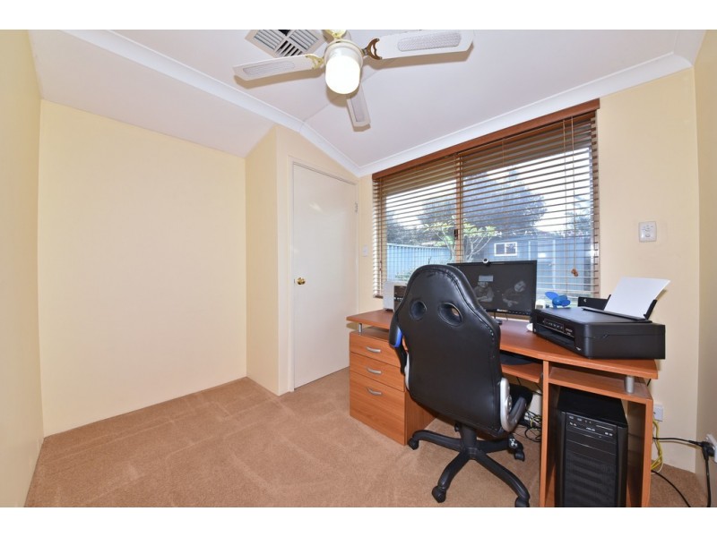 18 Sandilands Circle, Tapping WA 6065