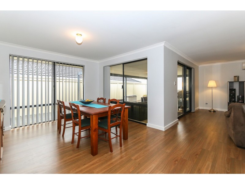 39 Rosinski Circle, Tapping WA 6065
