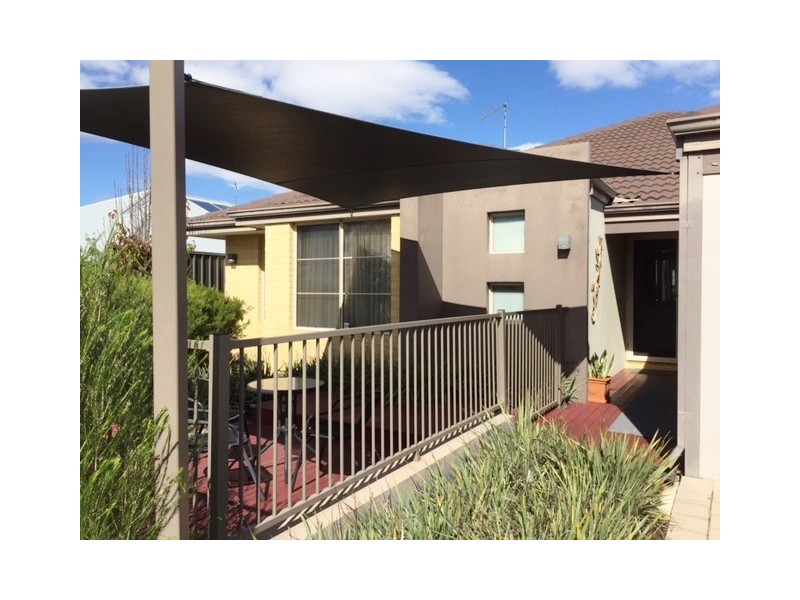 412 Kingsway, Landsdale WA 6065