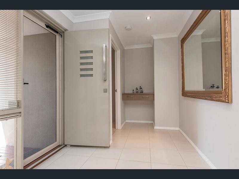 412 Kingsway, Landsdale WA 6065