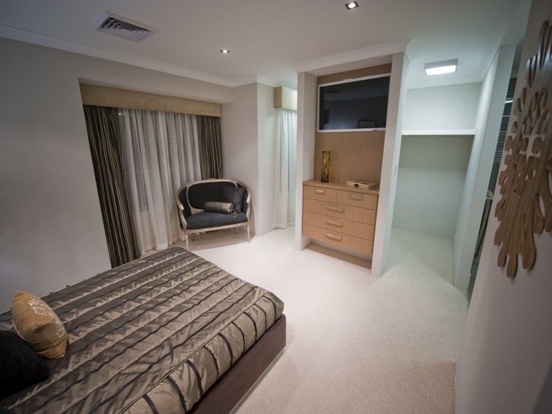 412 Kingsway, Landsdale WA 6065