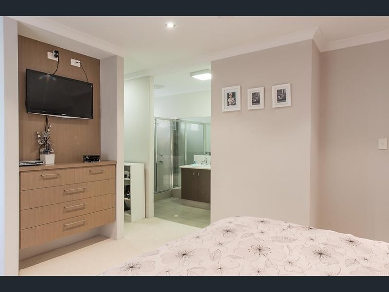 412 Kingsway, Landsdale WA 6065