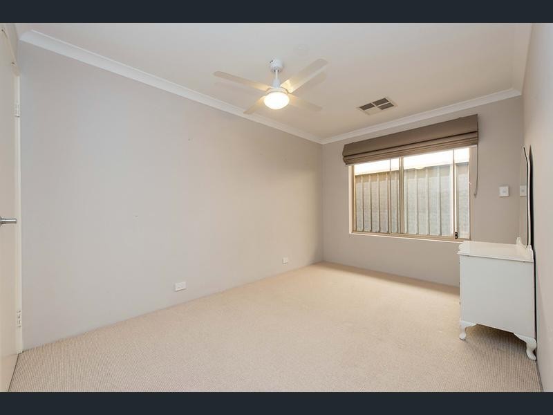 412 Kingsway, Landsdale WA 6065