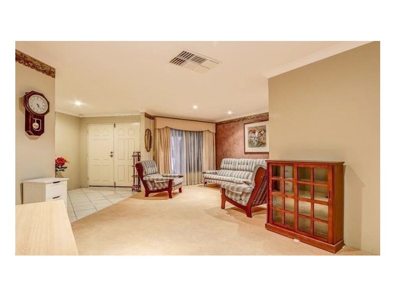 39 Cantrell Circuit, Landsdale WA 6065