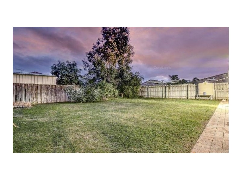 39 Cantrell Circuit, Landsdale WA 6065